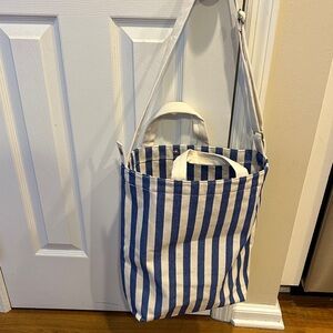 BAGGU Blue and White Striped Tote Bag